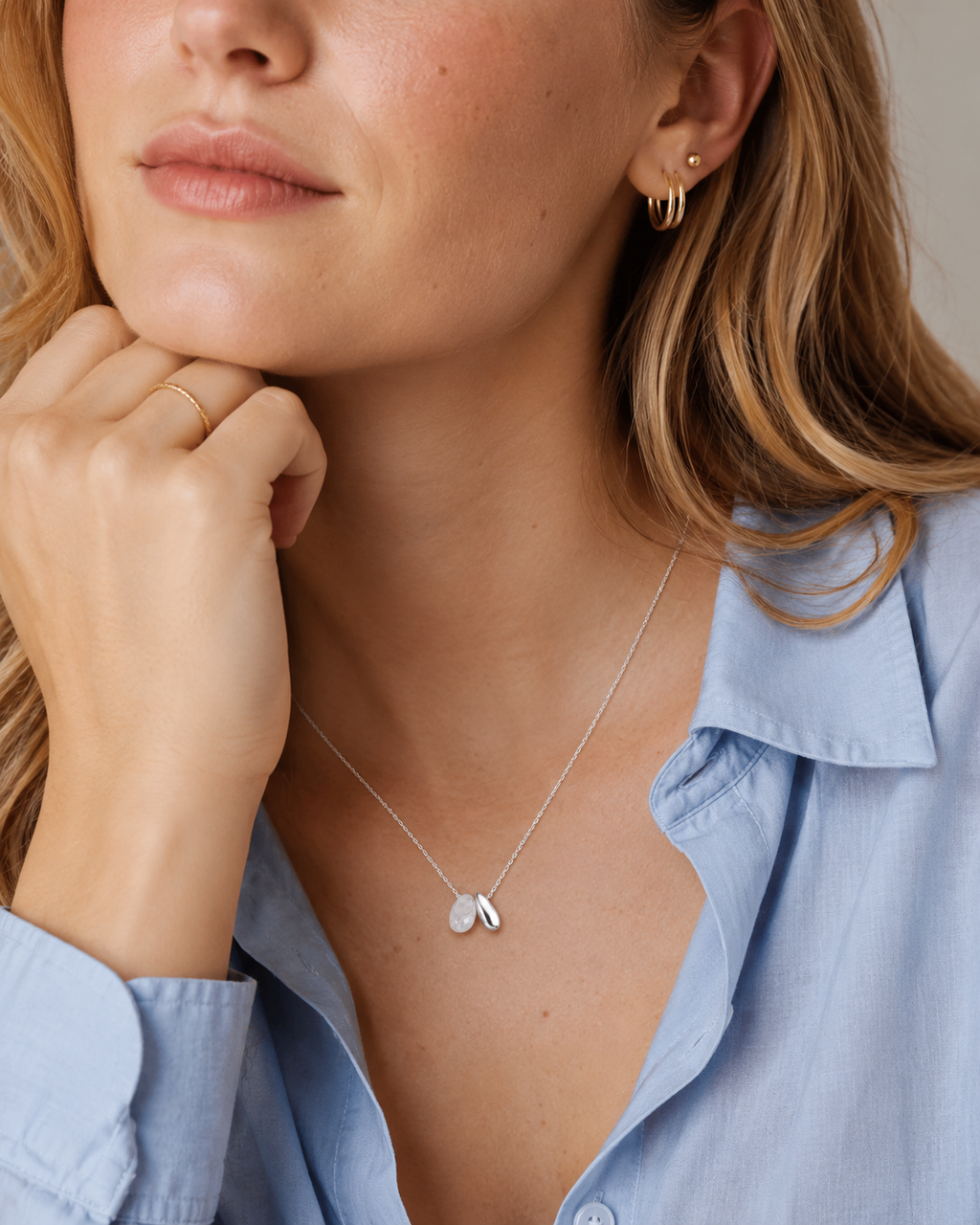 The Drift Moonstone Necklace